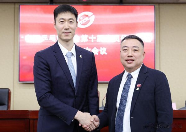 有变数! 王励勤大换血, 许昕说漏嘴, 国乒锤真金不怕火迎剧变, 马琳被重用